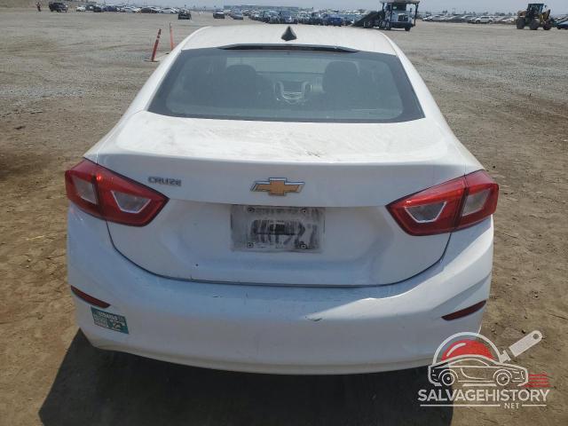 1G1BC5SM7J7108310 2018 CHEVROLET CRUZE photo no. 6