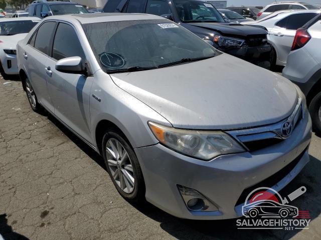 4T1BD1FK8DU094800 2013 TOYOTA CAMRY photo no. 4