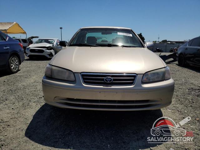 JT2BG22K4Y0389082 2000 TOYOTA CAMRY photo no. 5