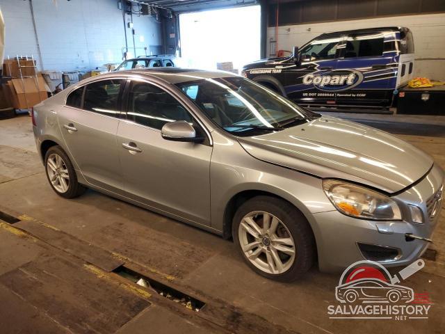 YV1612FS3D2199139 2013 VOLVO S60 photo no. 4