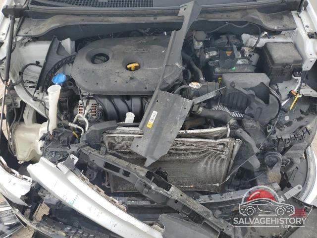 KNDJP3A58H7416733 2017 KIA SOUL photo no. 12