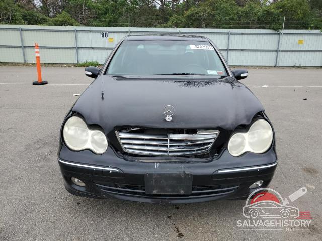WDBRF81J65F565576 2005 MERCEDES-BENZ C-CLASS photo no. 5
