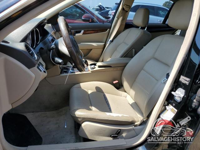 WDDGF4HB0CA729372 2012 MERCEDES-BENZ C-CLASS photo no. 7