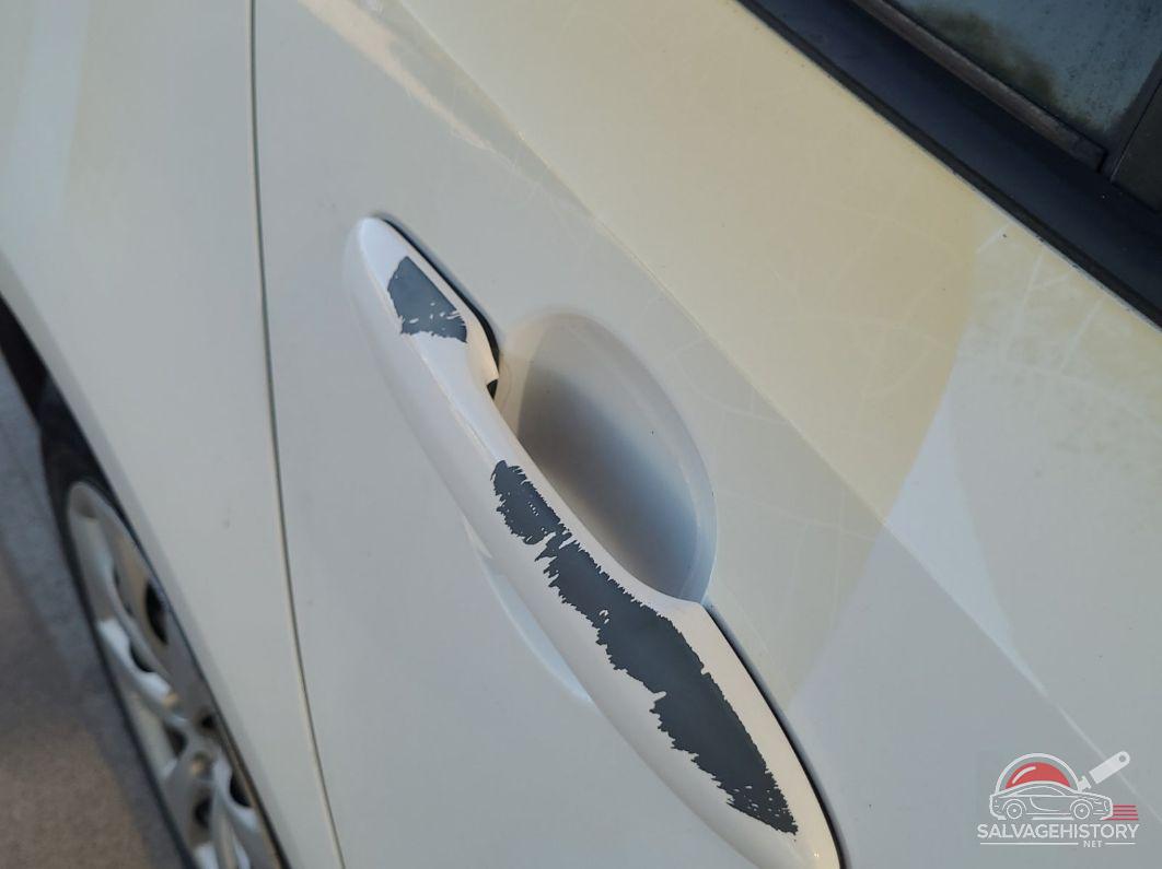 JTDEPRAEXLJ093804 2020 TOYOTA COROLLA photo no. 4