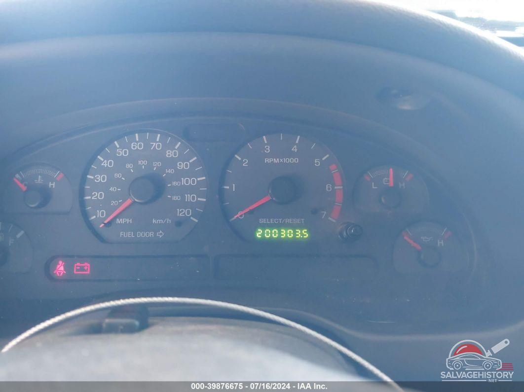 1FAFP40402F183339 2002 FORD MUSTANG photo no. 7