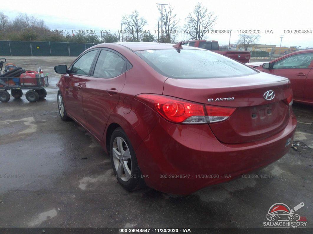 KMHDH4AE2DU489880 2013 HYUNDAI ELANTRA photo no. 3