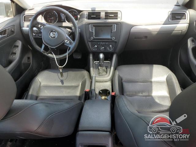 3VWDB7AJ9HM397936 2017 VOLKSWAGEN JETTA photo no. 8