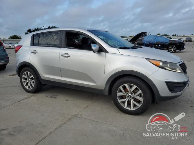 KNDPB3AC3G7819752 2016 KIA SPORTAGE photo no. 4