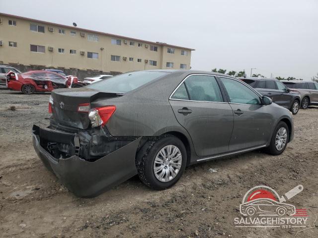 4T1BF1FK7CU561472 2012 TOYOTA CAMRY photo no. 3