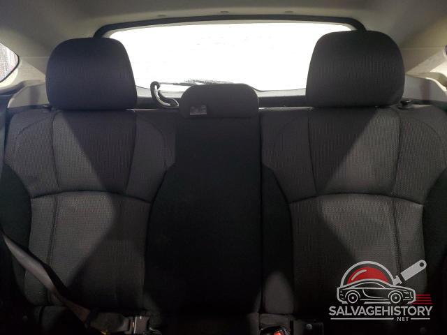 4S3GTAD69J3745324 2018 SUBARU IMPREZA photo no. 10