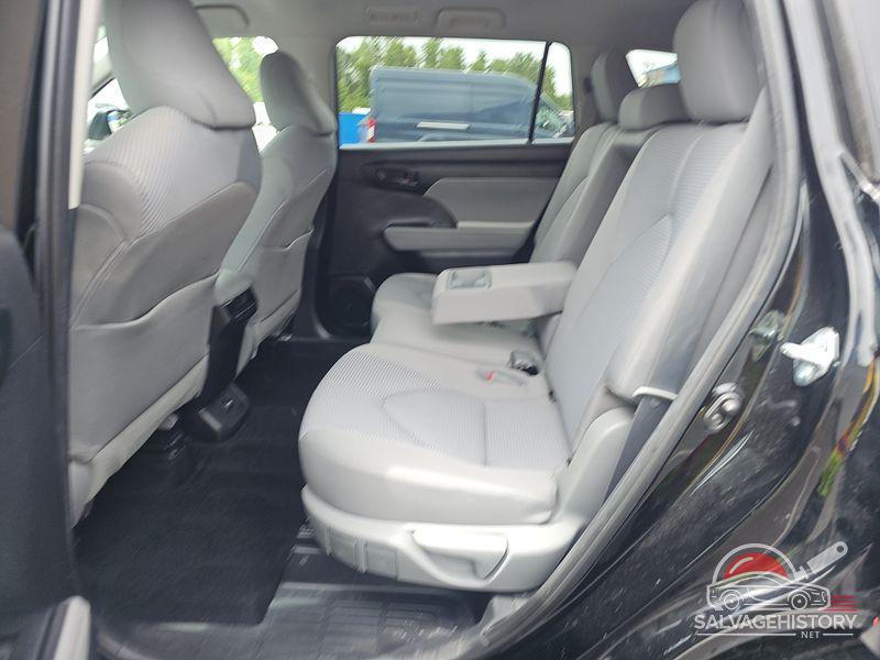 5TDZZRAH3MS040808 2021 TOYOTA HIGHLANDER photo no. 2