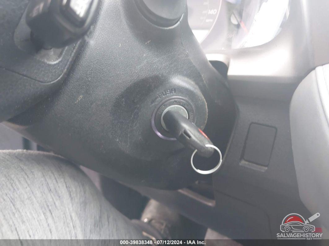 2T3BFREV1DW048298 2013 TOYOTA RAV4 photo no. 11