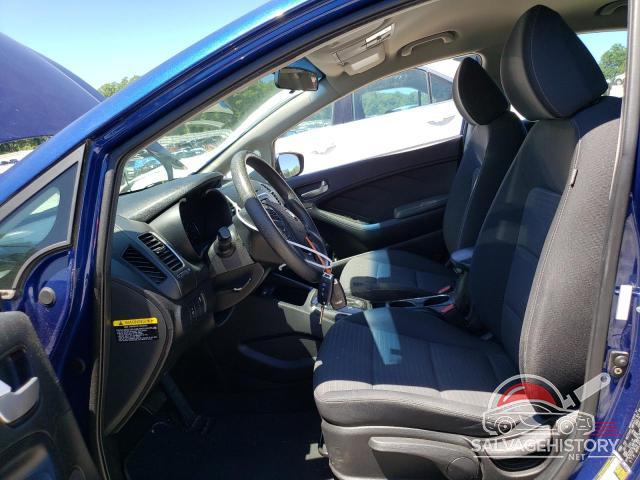 3KPFL4A70HE132456 2017 KIA FORTE photo no. 7