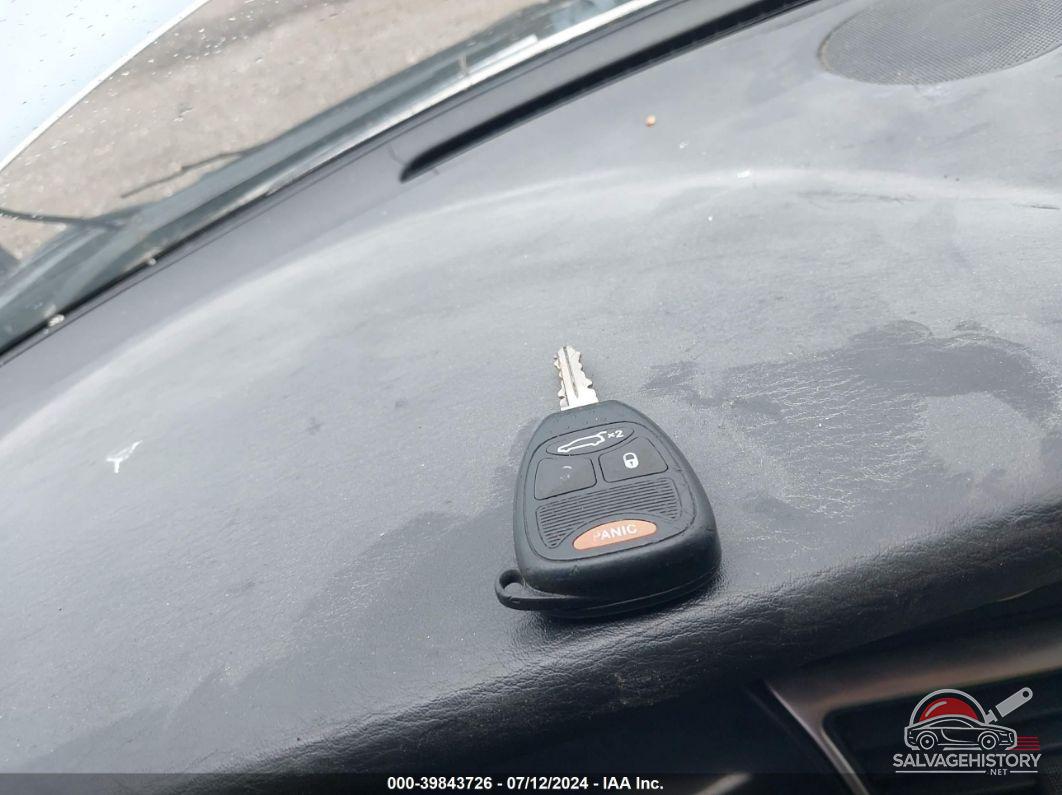 2C8GM68404R641544 2004 CHRYSLER PACIFICA photo no. 11