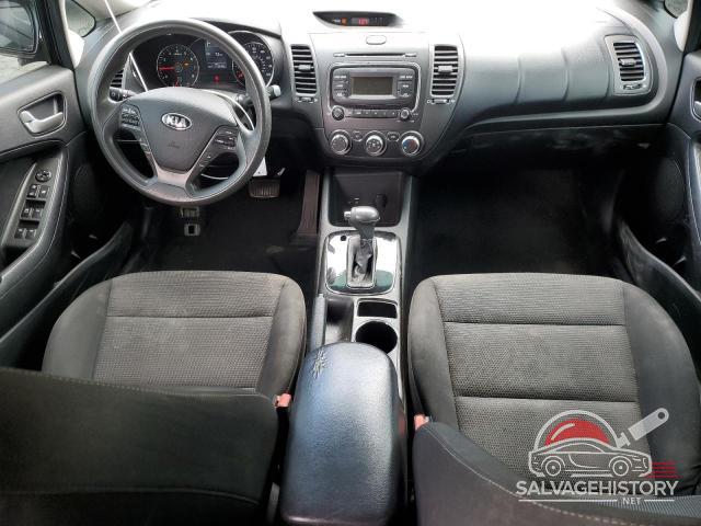 3KPFK4A72JE245706 2018 KIA FORTE photo no. 8