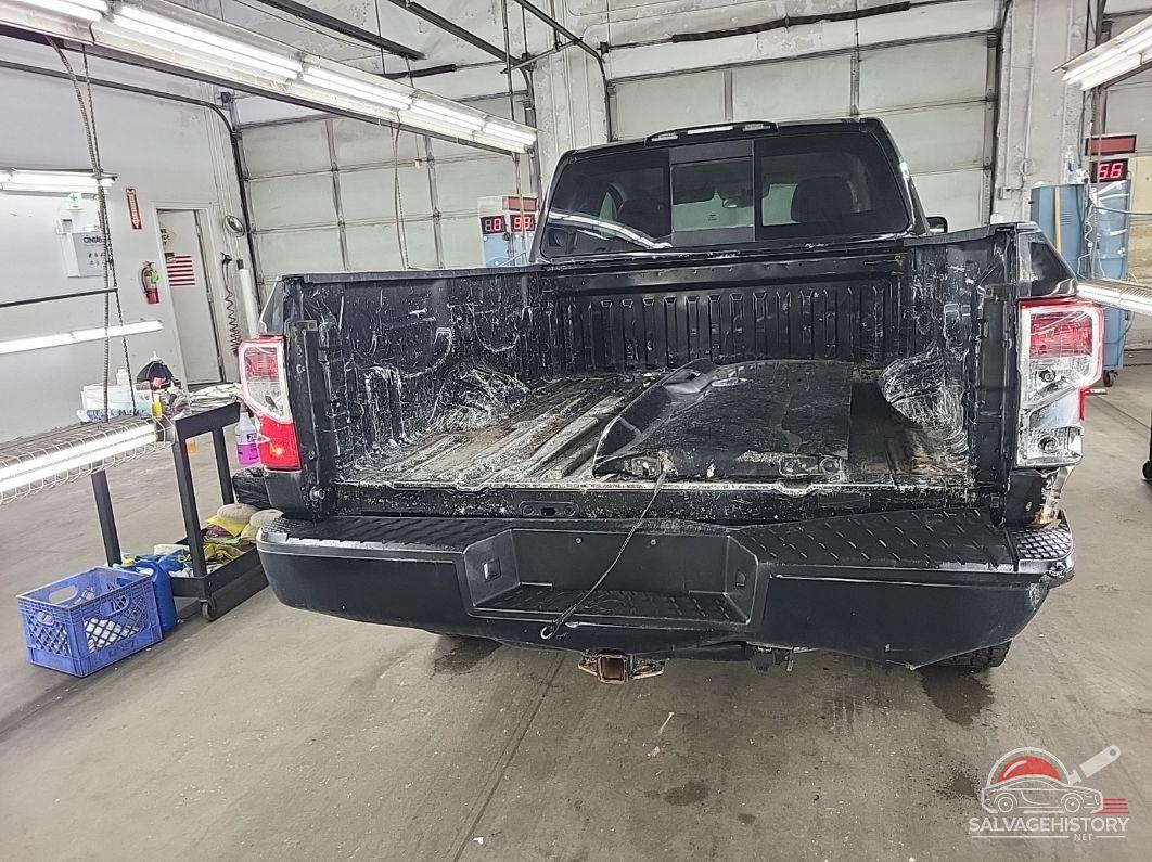 1N6AA1C86HN573103 2017 NISSAN TITAN photo no. 10