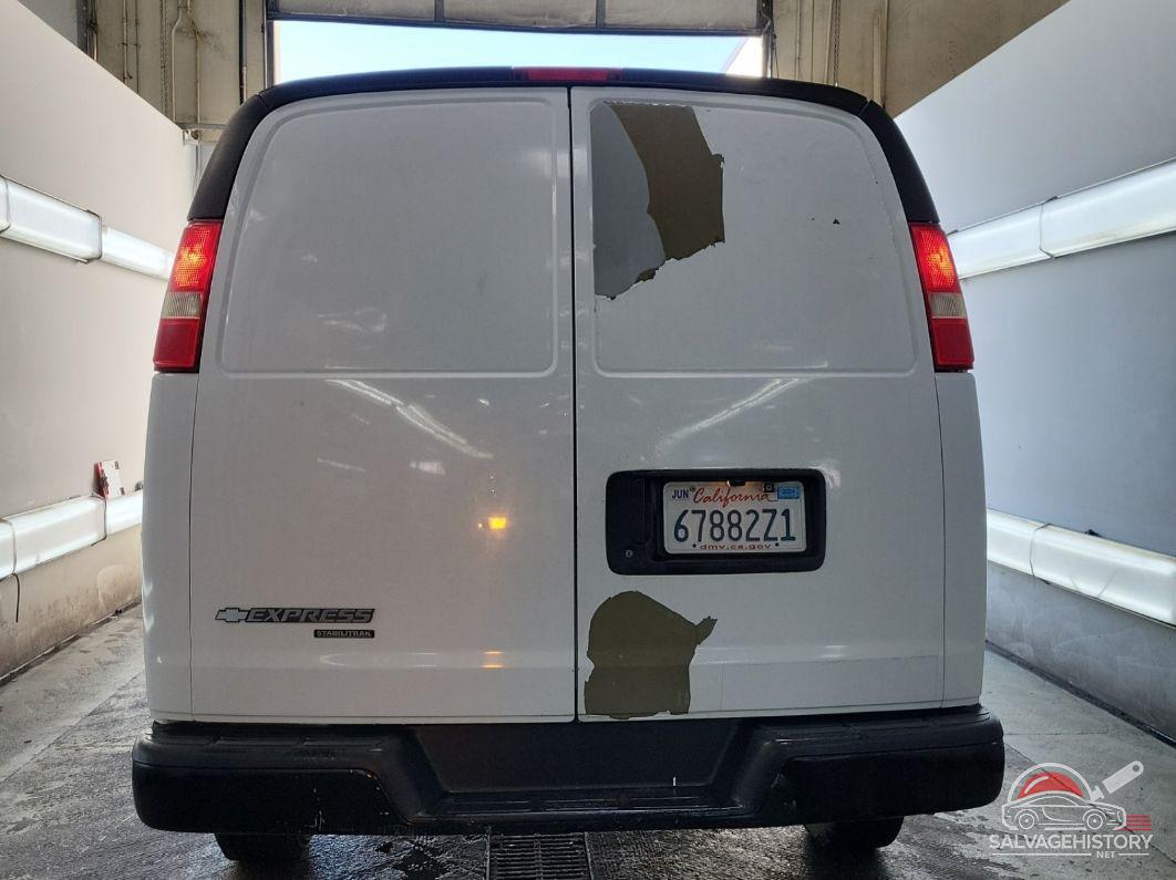 1GCWGFCA1C1141381 2012 CHEVROLET EXPRESS G2500 photo no. 1