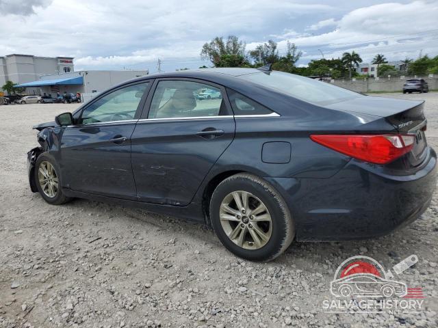 5NPEB4ACXCH428553 2012 HYUNDAI SONATA photo no. 2