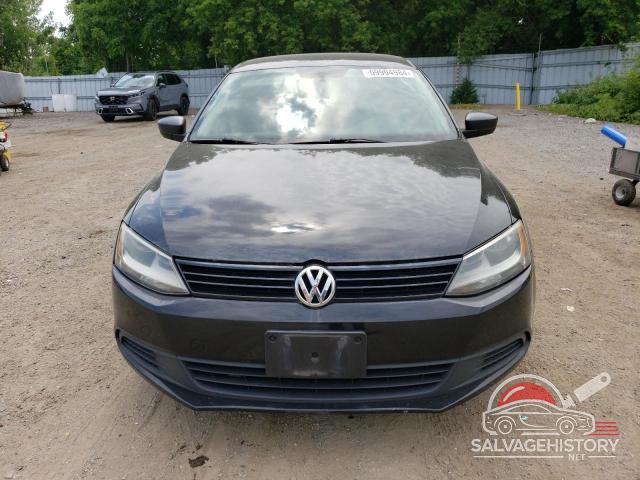 3VW2K7AJ7DM416596 2013 VOLKSWAGEN JETTA photo no. 5