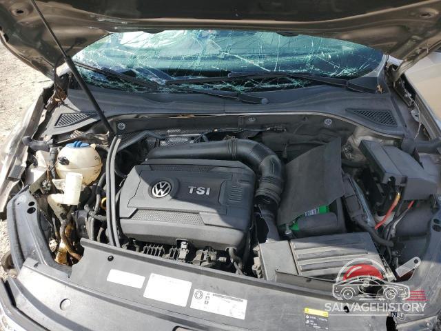 1VWAT7A33GC039748 2016 VOLKSWAGEN PASSAT photo no. 11