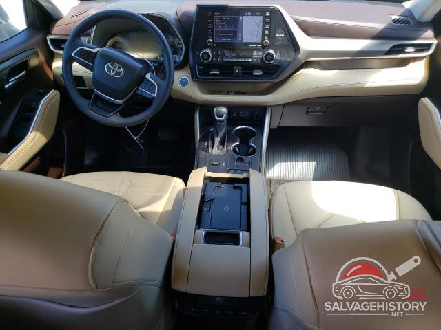 5TDHBRCH9NS090580 2022 TOYOTA HIGHLANDER photo no. 8