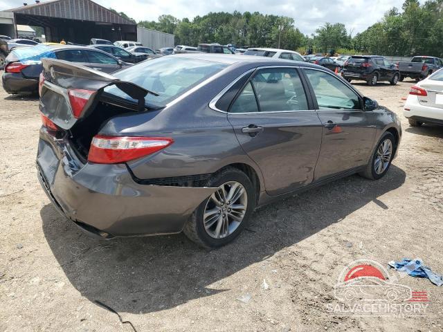 4T1BF1FK3FU877732 2015 TOYOTA CAMRY photo no. 3