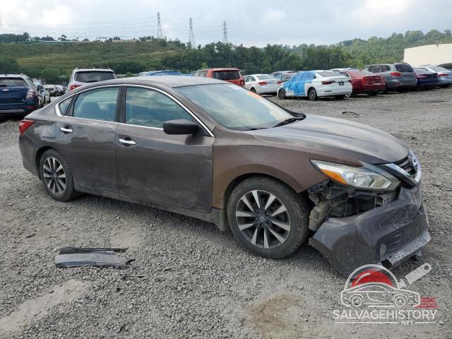 1N4AL3AP0GC129234 2016 NISSAN ALTIMA photo no. 4