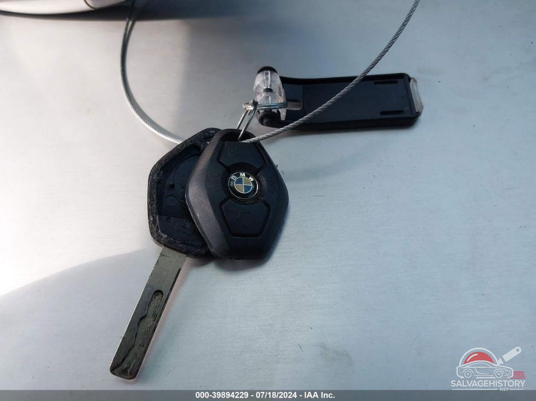 4USBT53584LT25823 2004 BMW Z4 photo no. 11