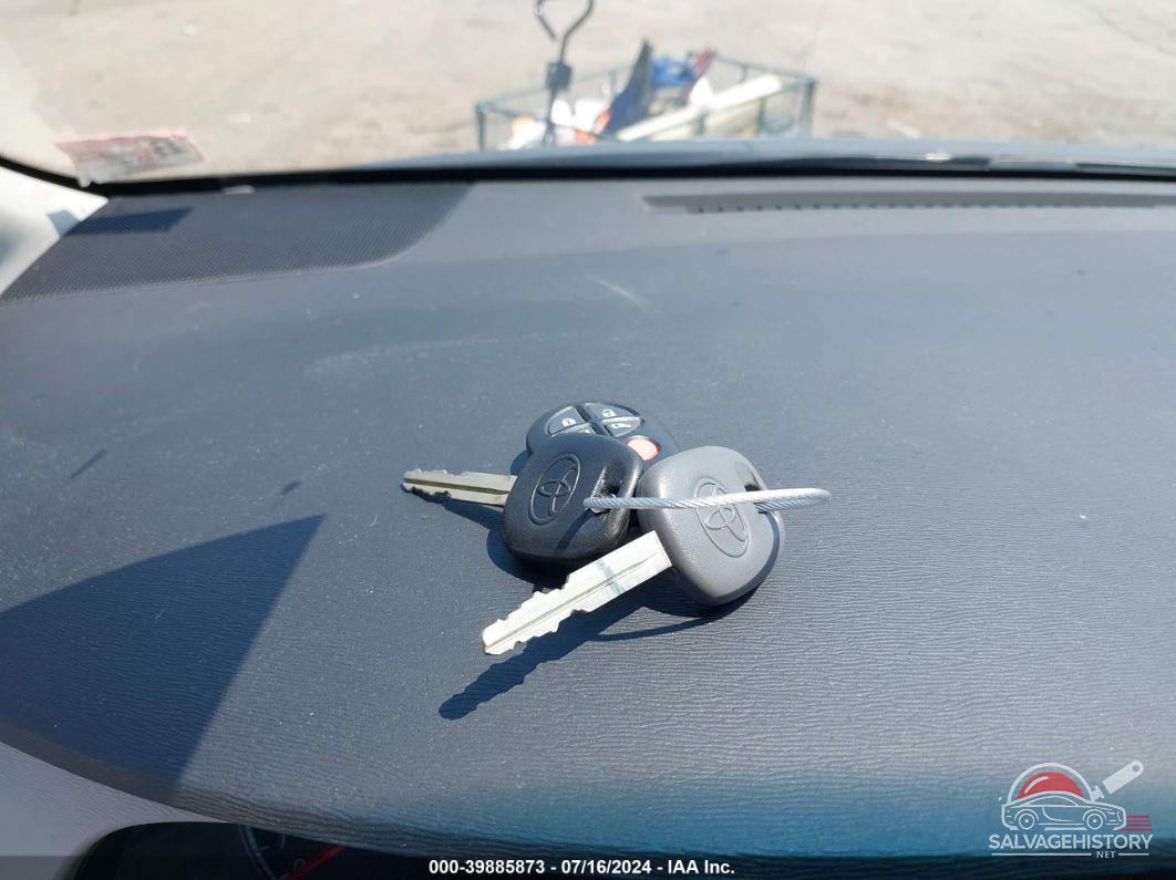 5TDKK3DC1BS098321 2011 TOYOTA SIENNA photo no. 11