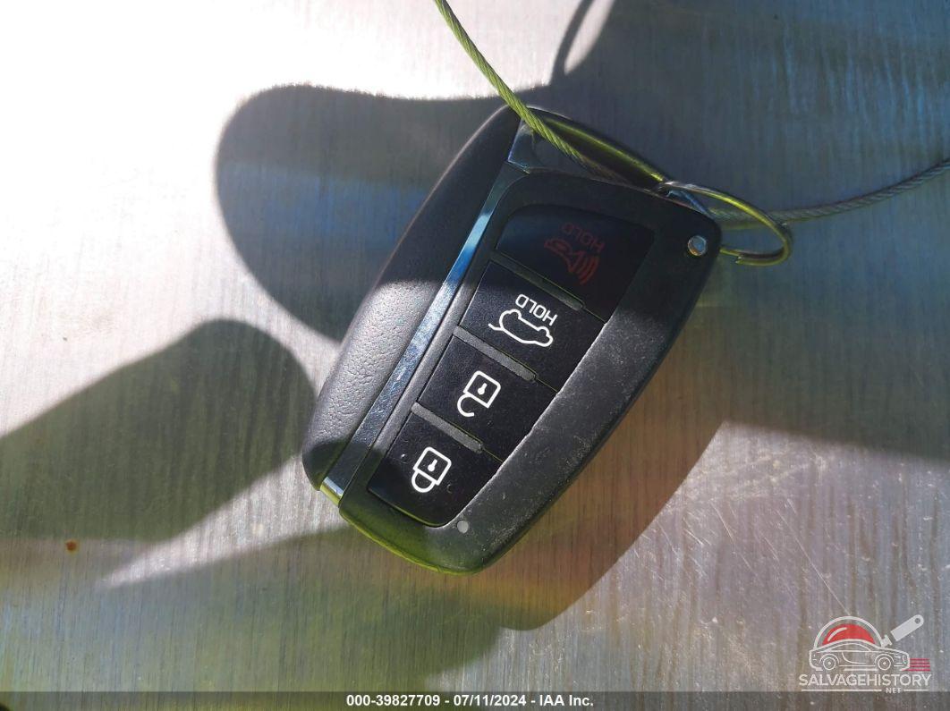 5NMZUDLB9JH089858 2018 HYUNDAI SANTA FE SPORT photo no. 11