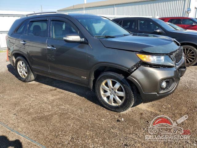 5XYKTDA29CG290471 2012 KIA SORENTO photo no. 4