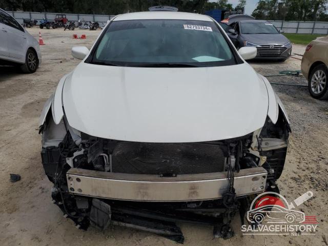 1N4AL3AP5JC104949 2018 NISSAN ALTIMA photo no. 5