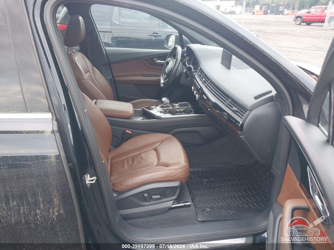 WA1LAAF74HD019153 2017 AUDI Q7 photo no. 5