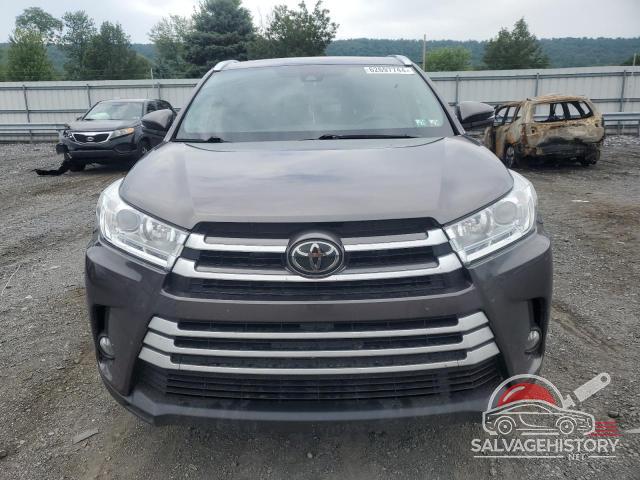 5TDJZRFH2HS472589 2017 TOYOTA HIGHLANDER photo no. 5