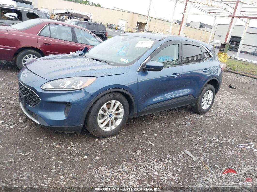 1FMCU9G63LUC69389 2020 FORD ESCAPE photo no. 2