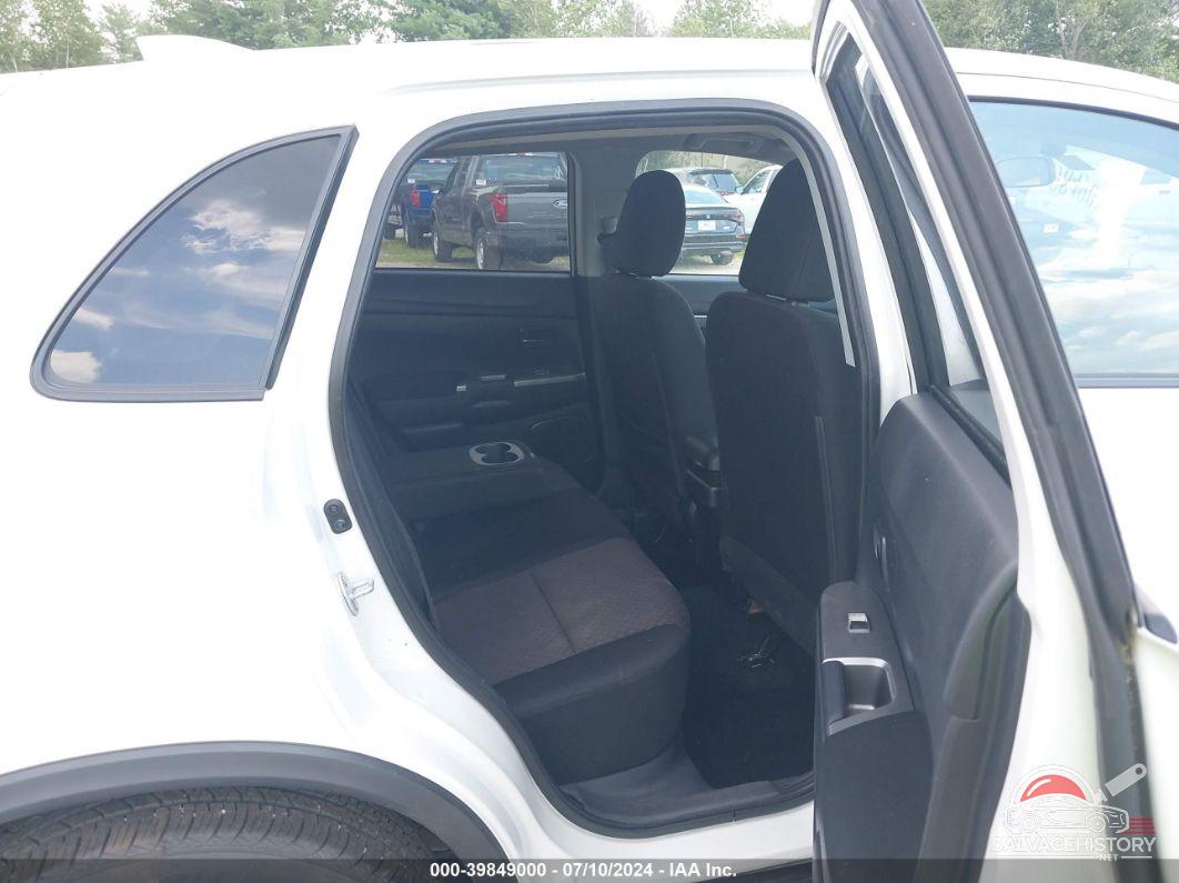JA4AR3AU9KU005054 2019 MITSUBISHI OUTLANDER SPORT photo no. 8