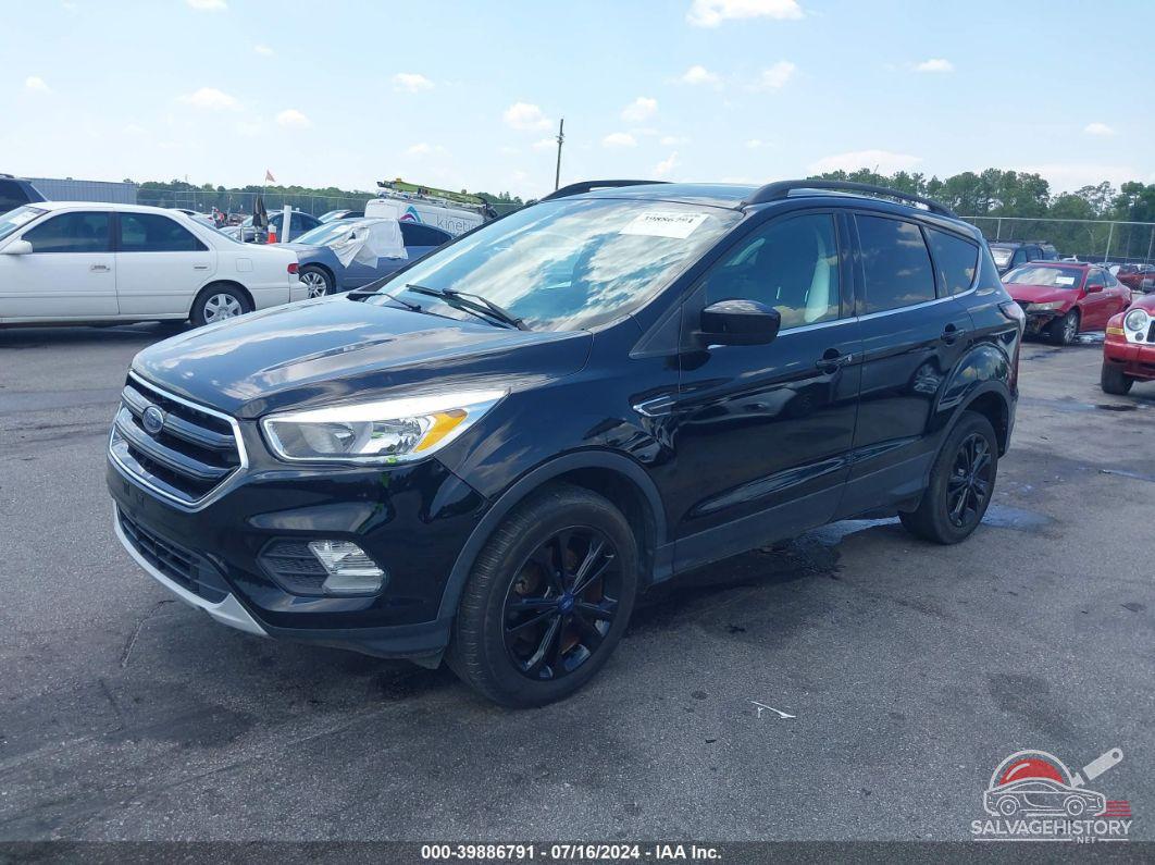 1FMCU0GD3JUC54866 2018 FORD ESCAPE photo no. 2