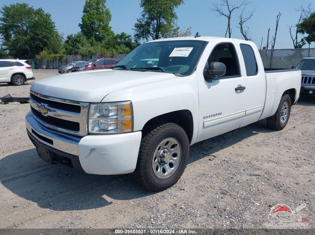 1GCRKREA2BZ190292 2011 CHEVROLET SILVERADO 1500 photo no. 2