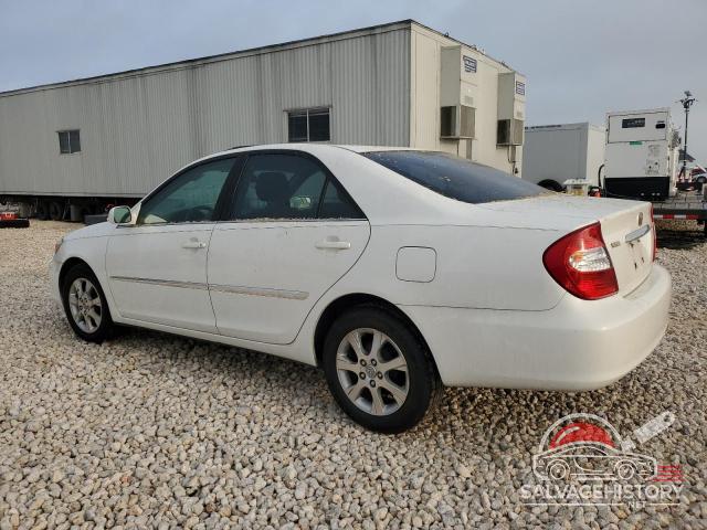 JTDBE32K840262204 2004 TOYOTA CAMRY photo no. 2