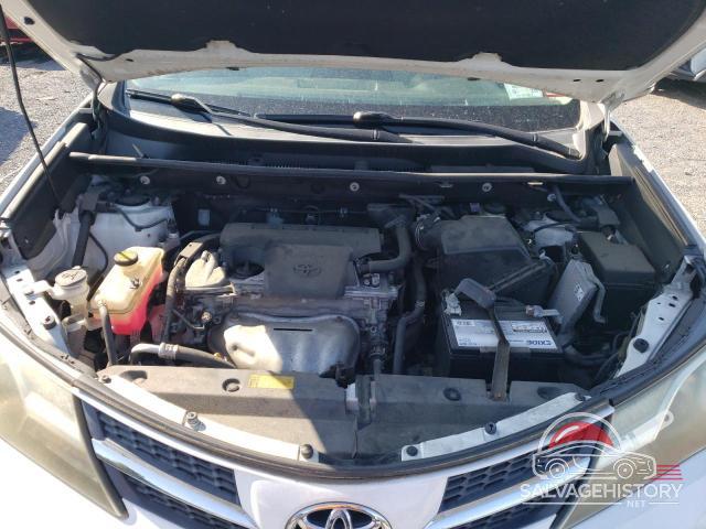 2T3RFREV7FW371109 2015 TOYOTA RAV4 photo no. 12