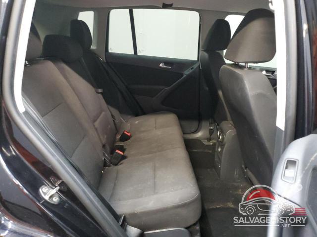 WVGAV7AX4FW548224 2015 VOLKSWAGEN TIGUAN photo no. 10