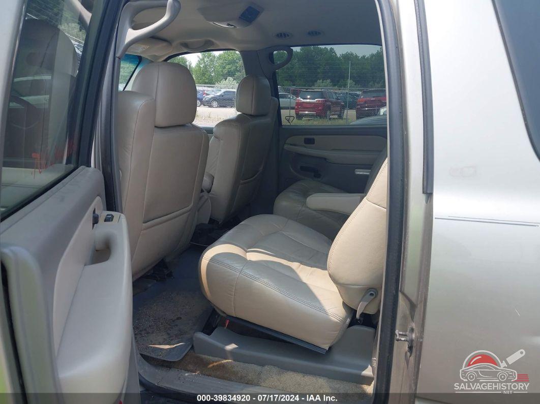 3GNFK16Z52G335745 2002 CHEVROLET SUBURBAN 1500 photo no. 8