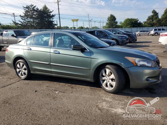 1HGCP3F80AA010919 2010 HONDA ACCORD photo no. 4