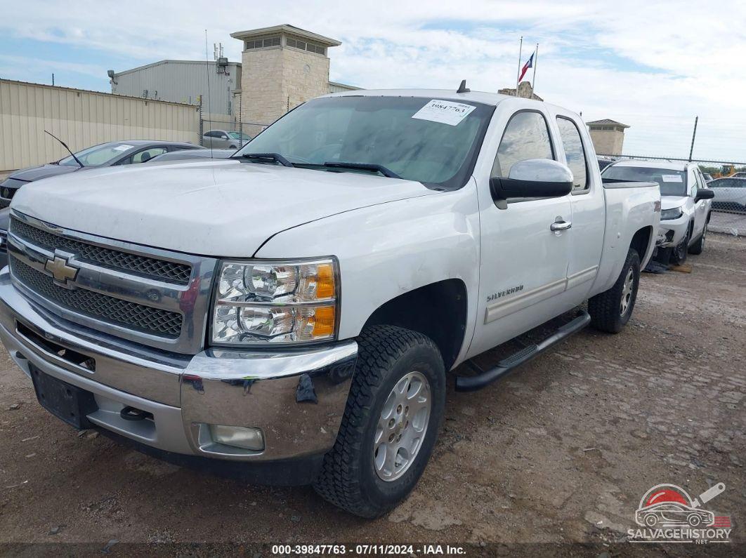 1GCRKREA6BZ465887 2011 CHEVROLET SILVERADO 1500 photo no. 2