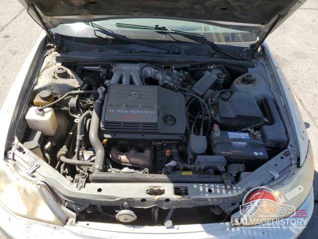 4T1BF28B11U154022 2001 TOYOTA AVALON photo no. 11
