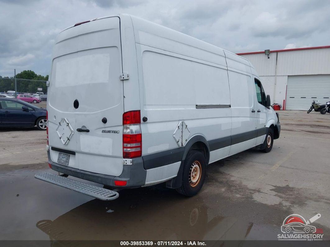 WD3PE8CB1B5565563 2011 MERCEDES-BENZ SPRINTER photo no. 4