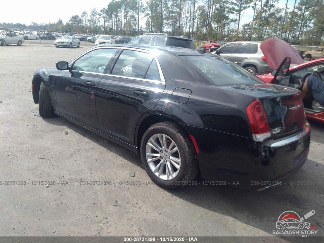 2C3CCAAG4JH314256 2018 CHRYSLER 300 photo no. 3
