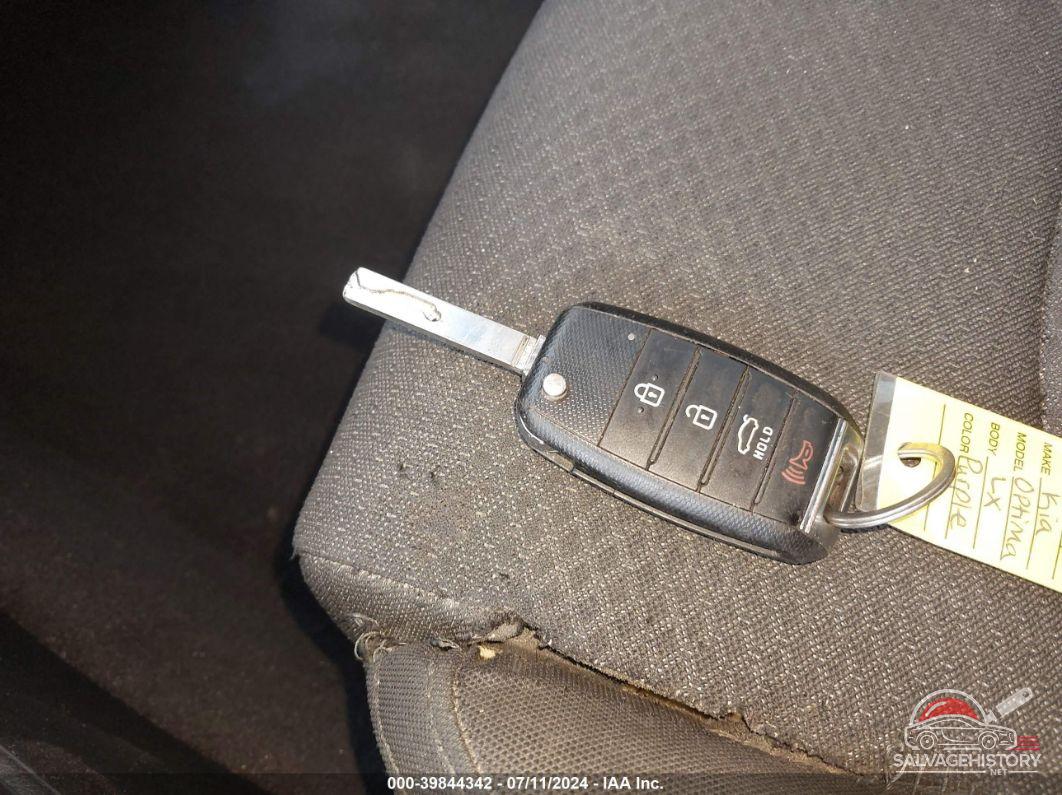 5XXGT4L34HG174232 2017 KIA OPTIMA photo no. 11