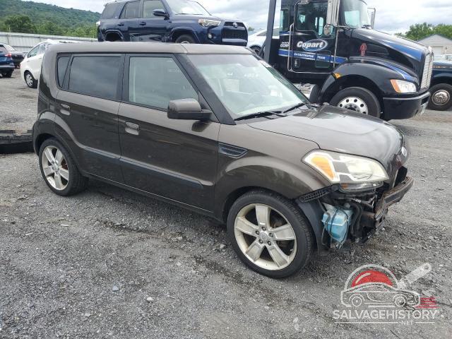 KNDJT2A2XA7028257 2010 KIA SOUL photo no. 4