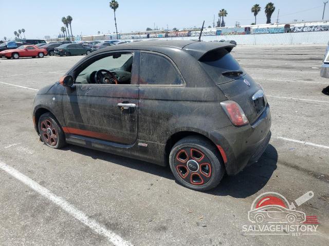 3C3CFFGE4FT685359 2015 FIAT 500 photo no. 2